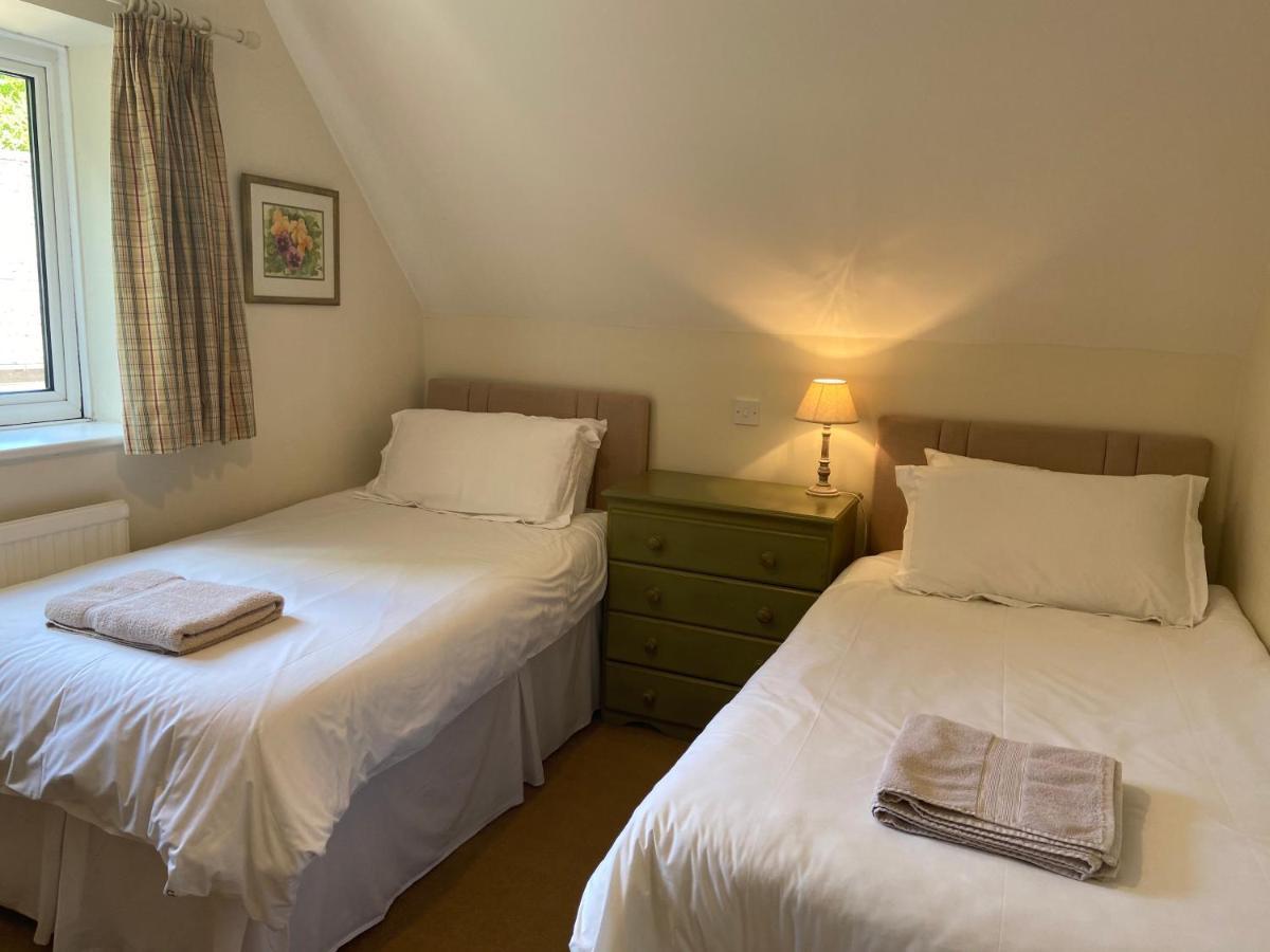 Far Hill Cottage Wyck Rissington المظهر الخارجي الصورة
